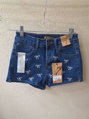 Jean Shorts 🎀 New With Tags